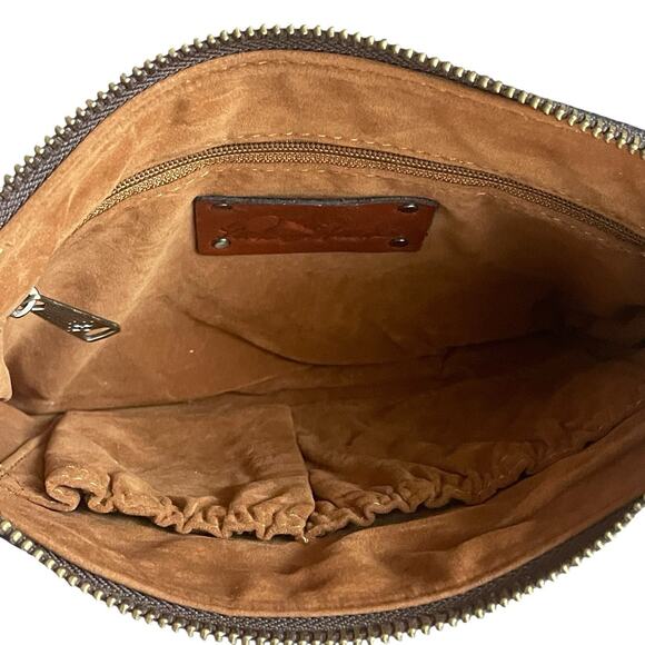 PATRICIA NASH Cassini White Waxed Tooled Leather Clutch Wristlet P349248 NWT - Picture 3 of 6